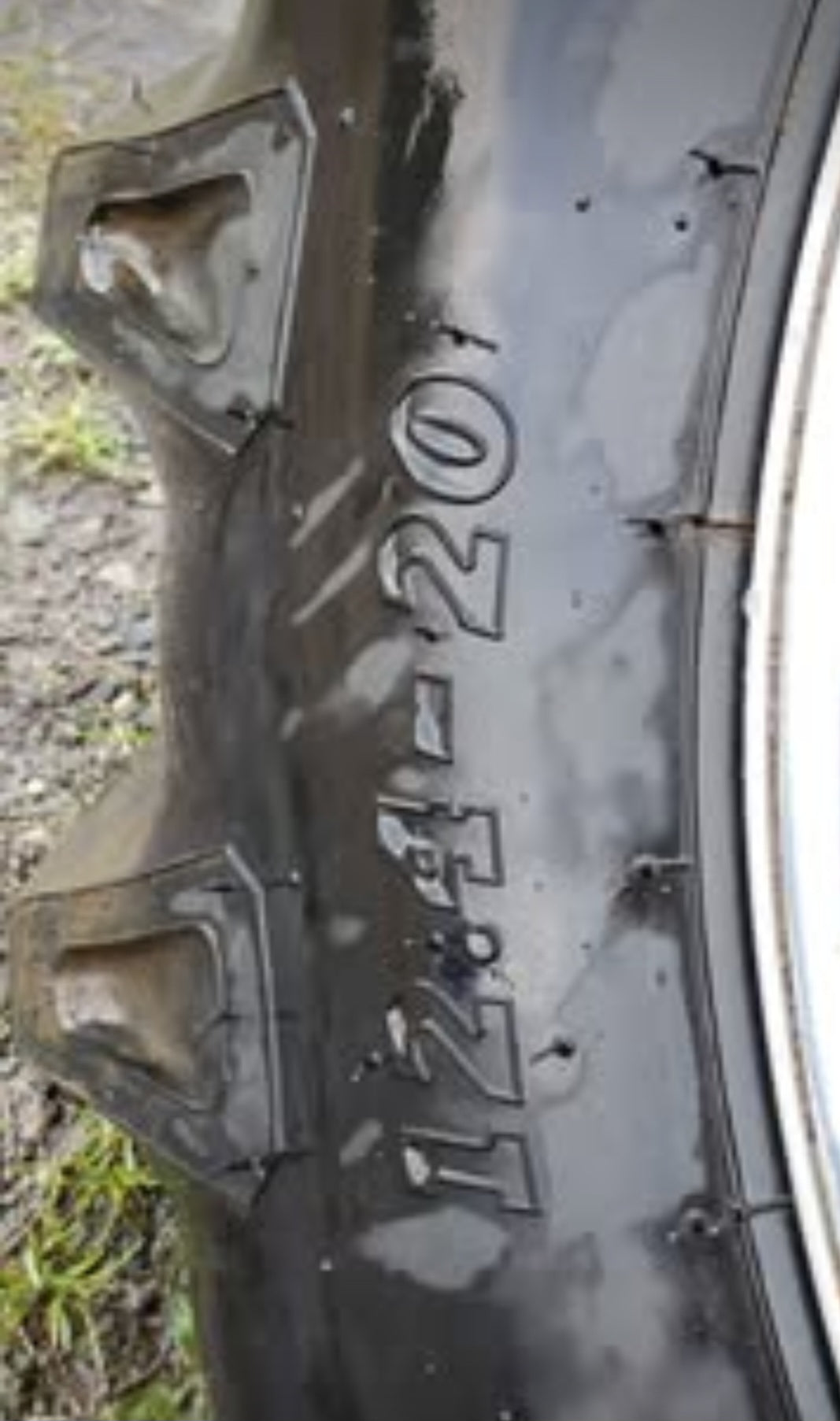 TRACKER TIRES -  BKT TR 135 12.4X20