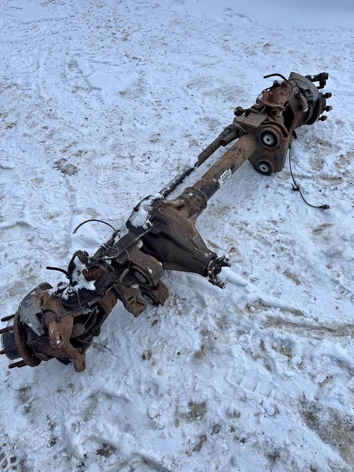 FORD DANA 60 STEER AXLE