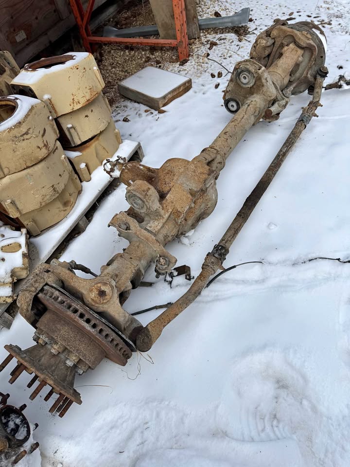 FORD F550 DANA SUPER 60 STEER AXLE