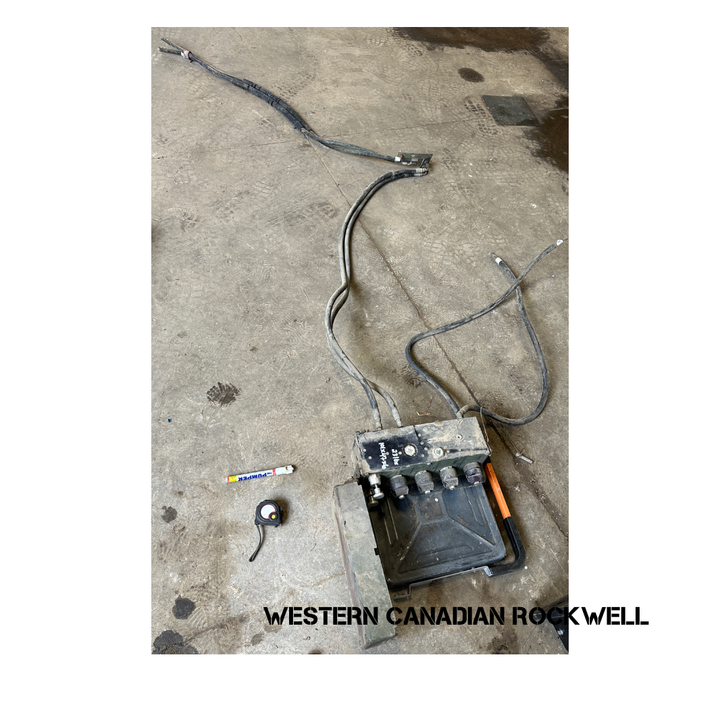 TRUCK PARTS CAB LIFT CONTROL PANEL, LMTV